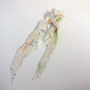 NWOT Hair Scarf